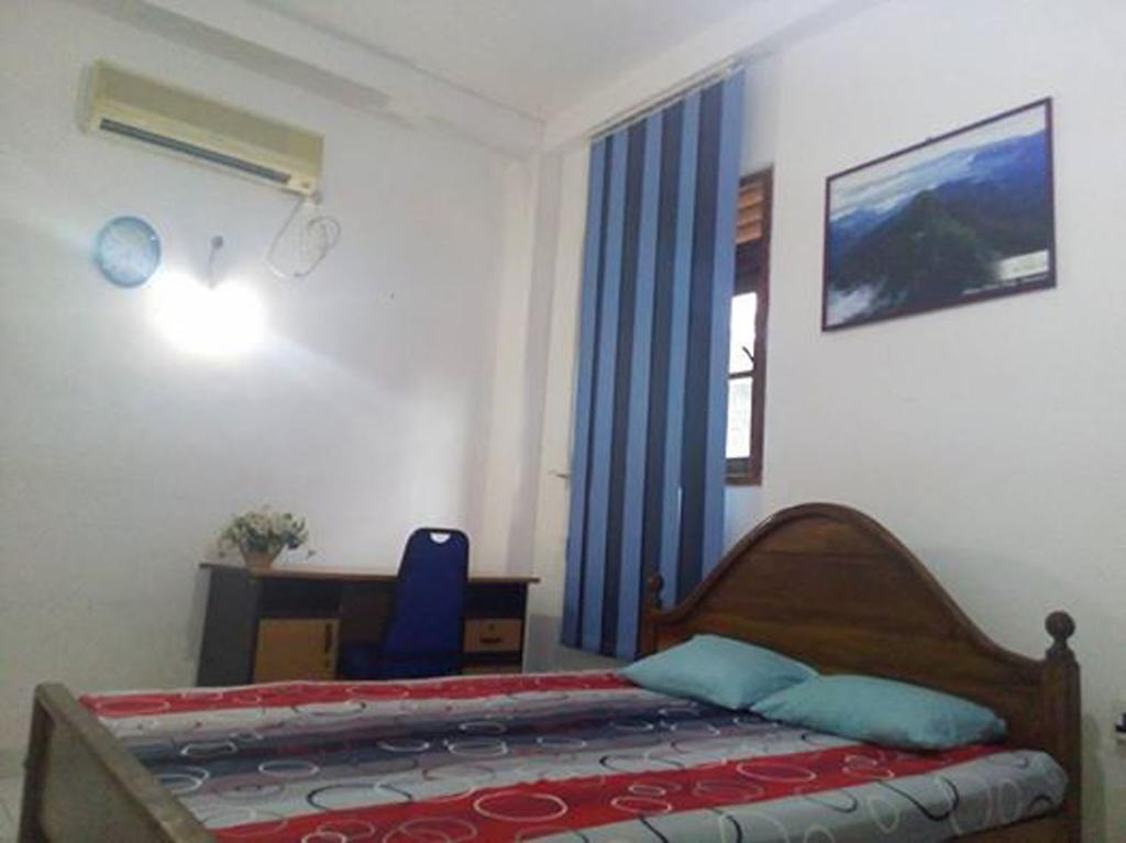 Smart Holiday Inn Гале Екстериор снимка